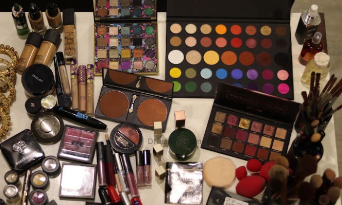 THE MAKEOVER BY KAVITA SHAH